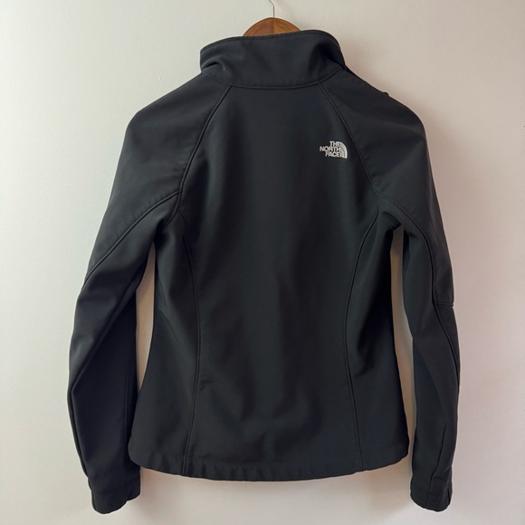The North Face women’s Jacket size S - Picture 2 of 6